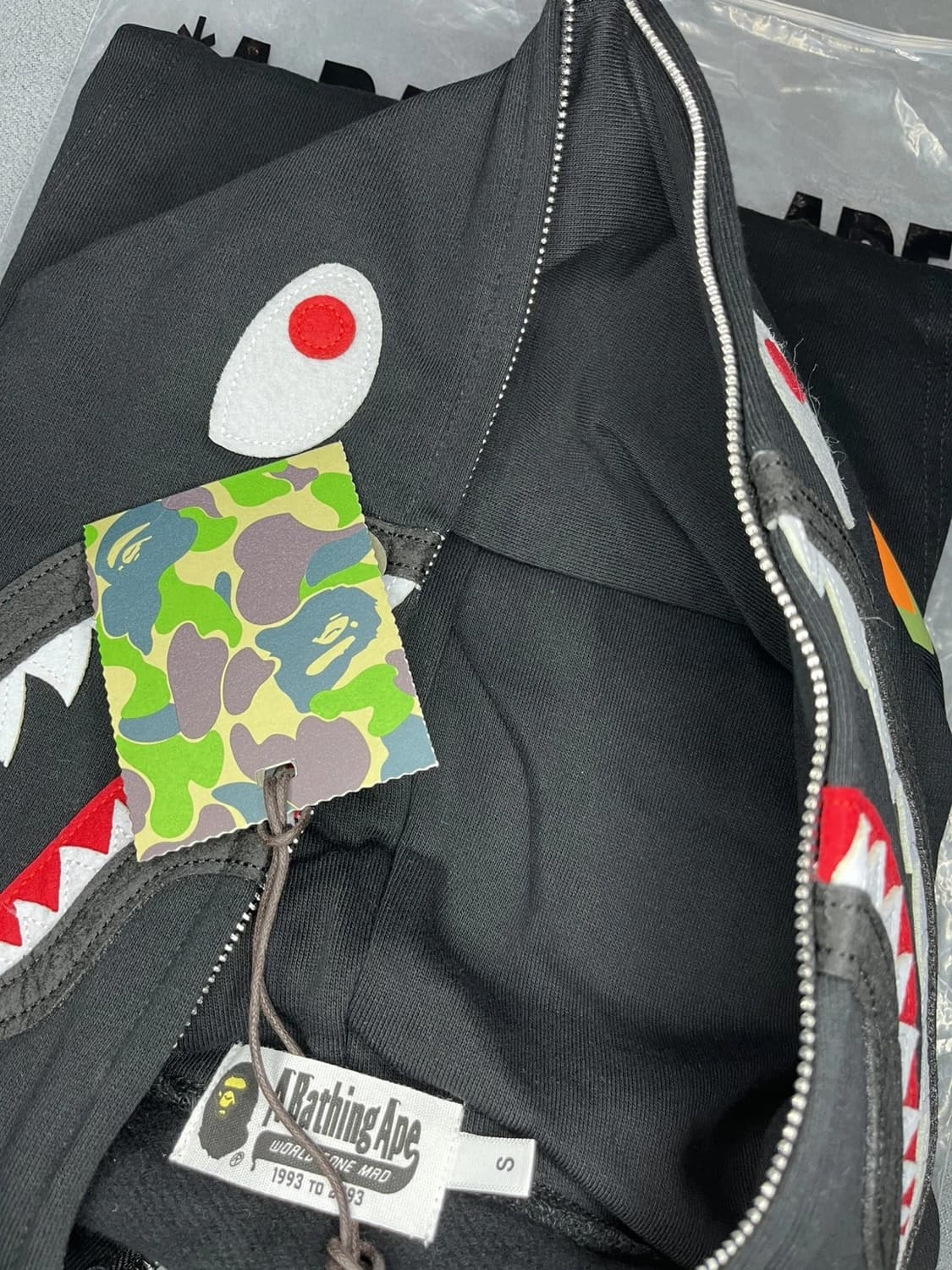 베이프 샤크 풀 집 후드집업 블랙 상품이미지2