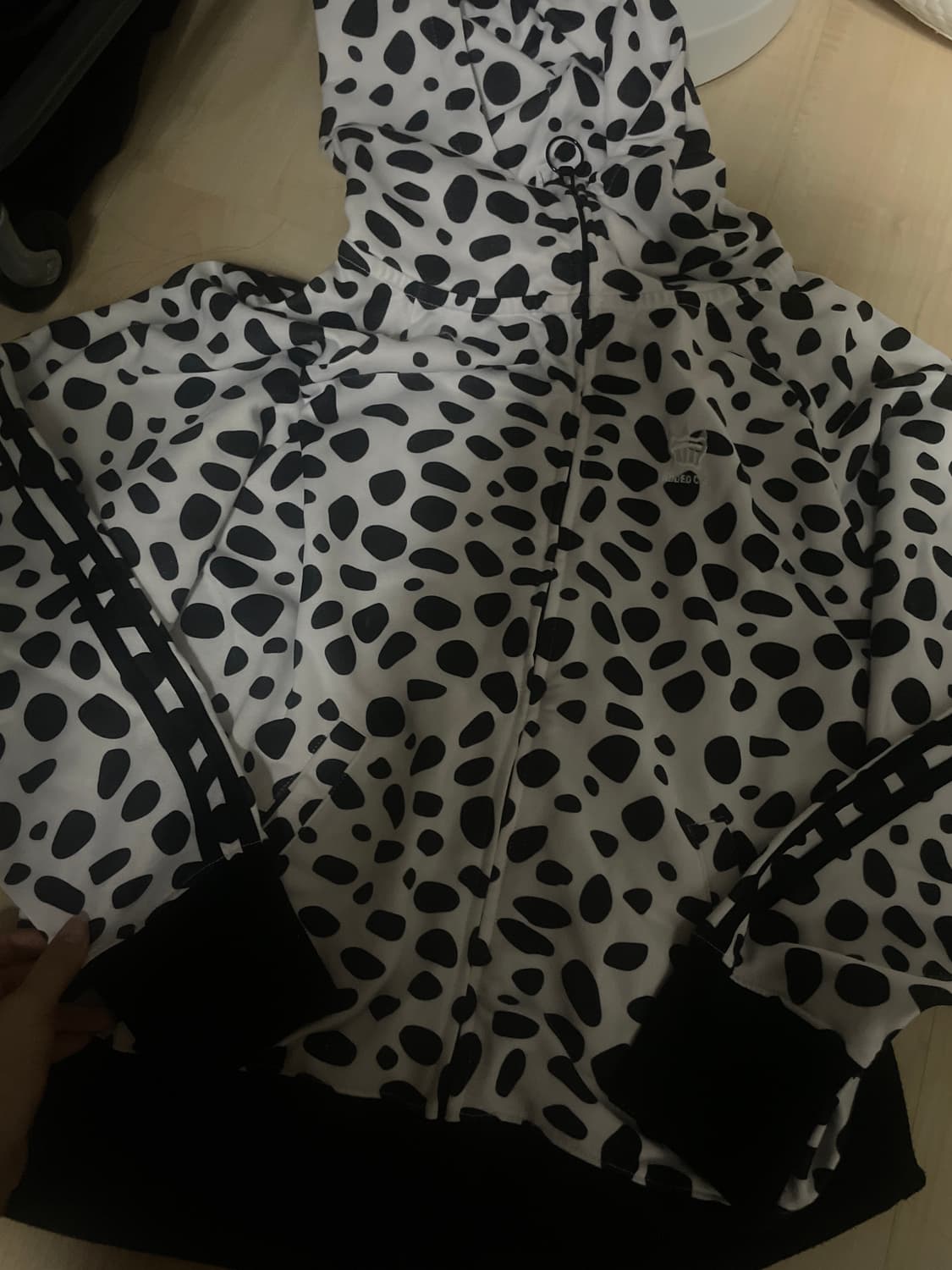 하이넥 땡땡이 후드집업 상품이미지1