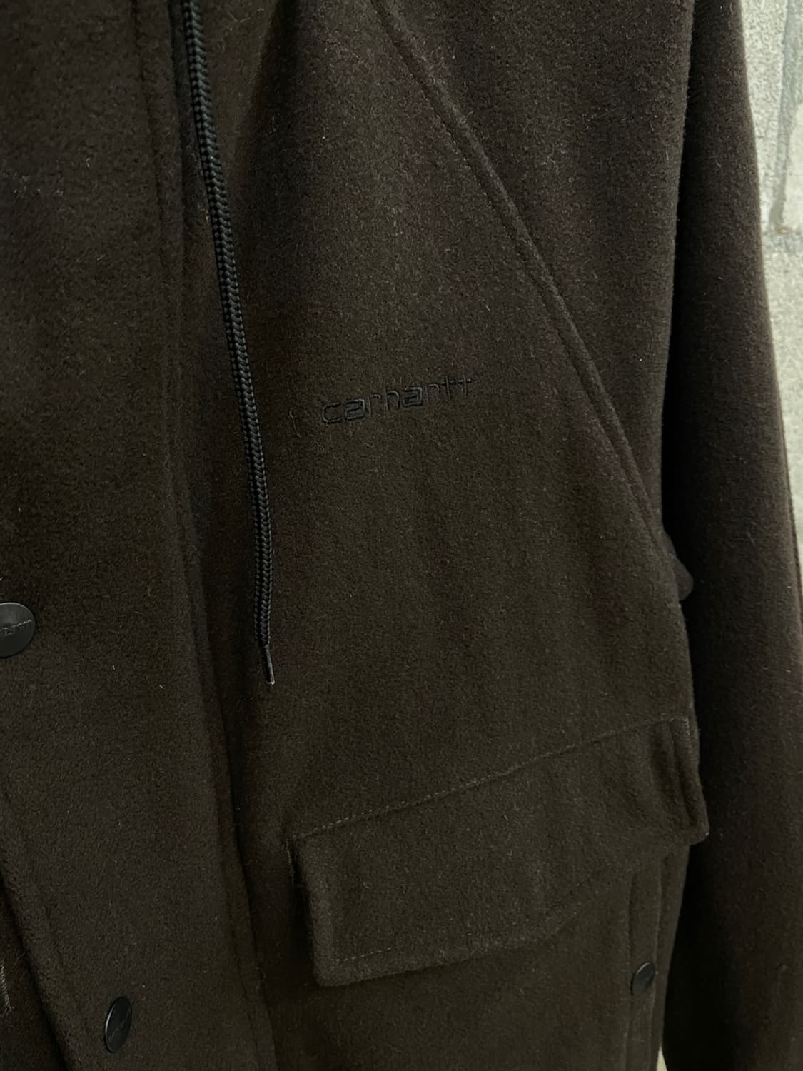 칼하트 퍼 후드 울 봄버 자켓 상품이미지5