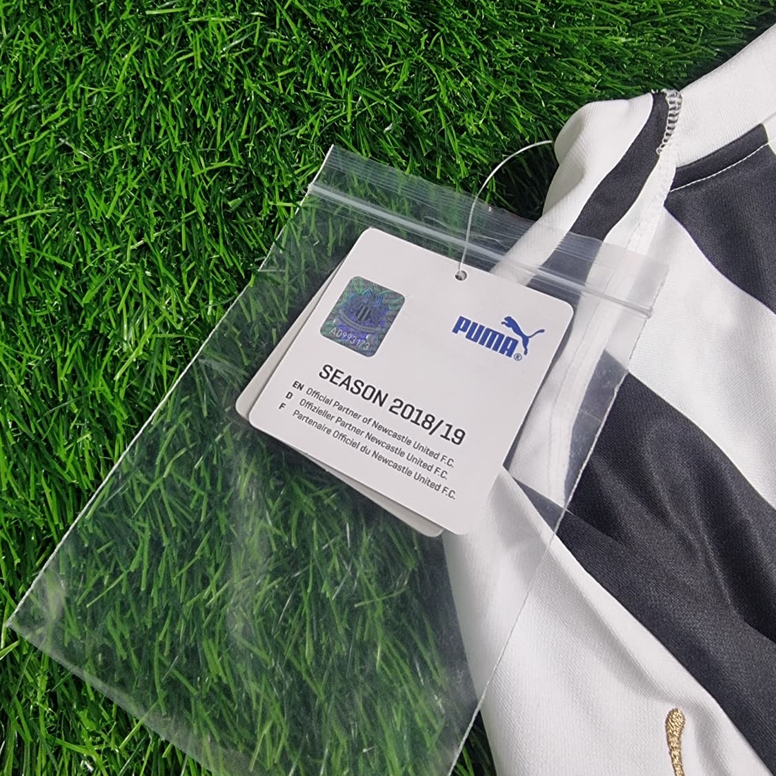 18-19시즌 뉴캐슬 홈 유니폼 #4 기성용 상품이미지7
