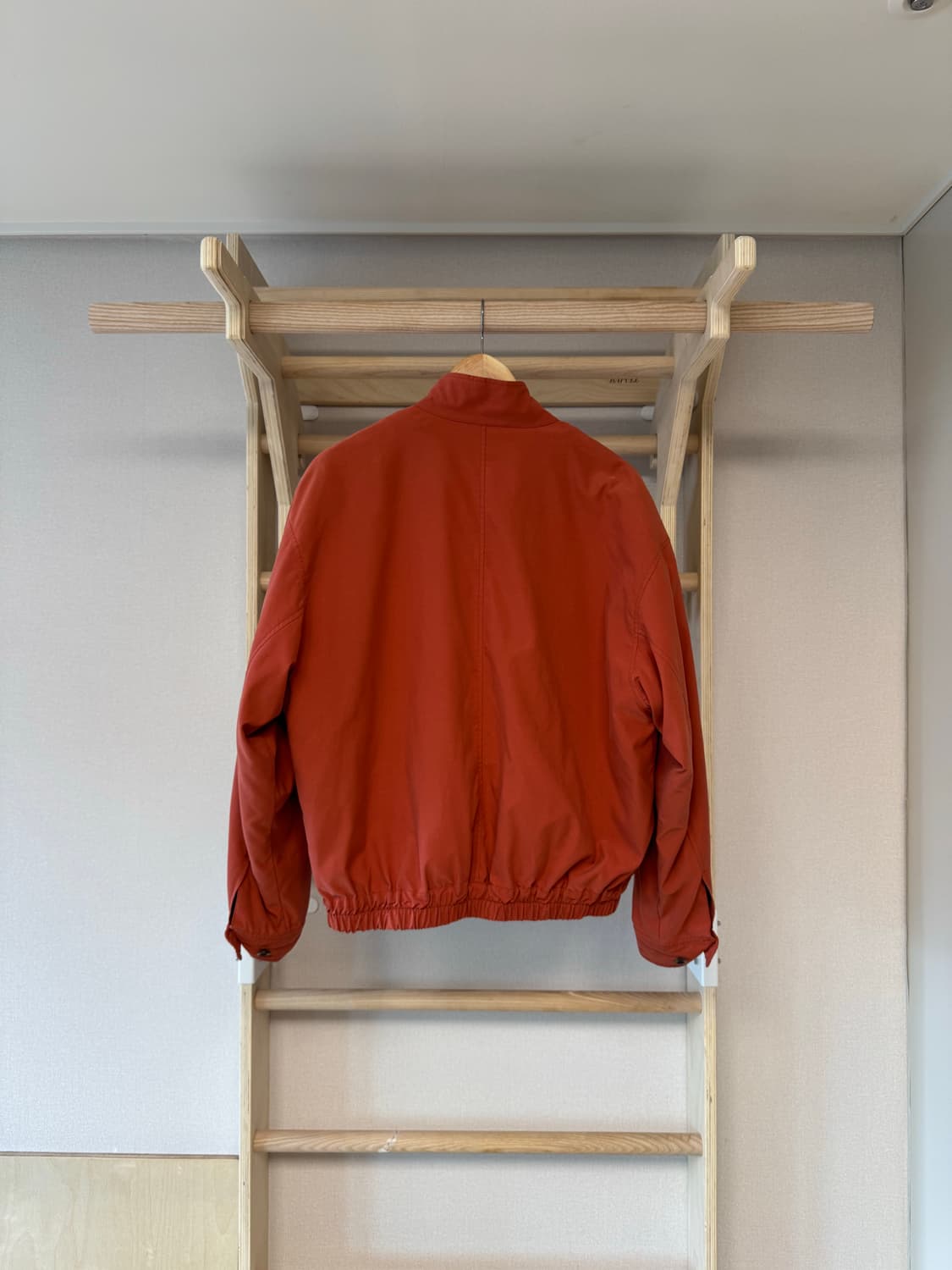 인터메조 해링턴자켓 스윙탑 블루종 (착용샷 있음) 상품이미지2