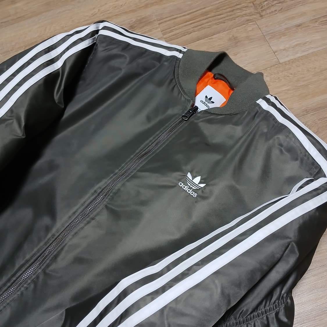 adidas 아디다스 봄버 항공점퍼 패딩 올리브 자켓 상품이미지3