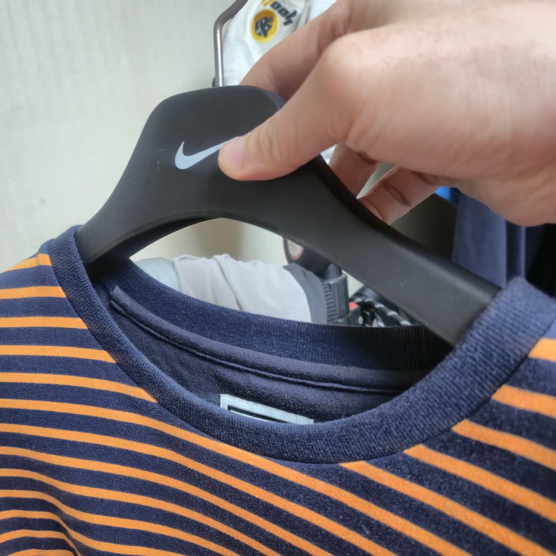 우영미 백로고 스트라이프 티셔츠 오렌지 105(50) 사이즈 상품이미지3