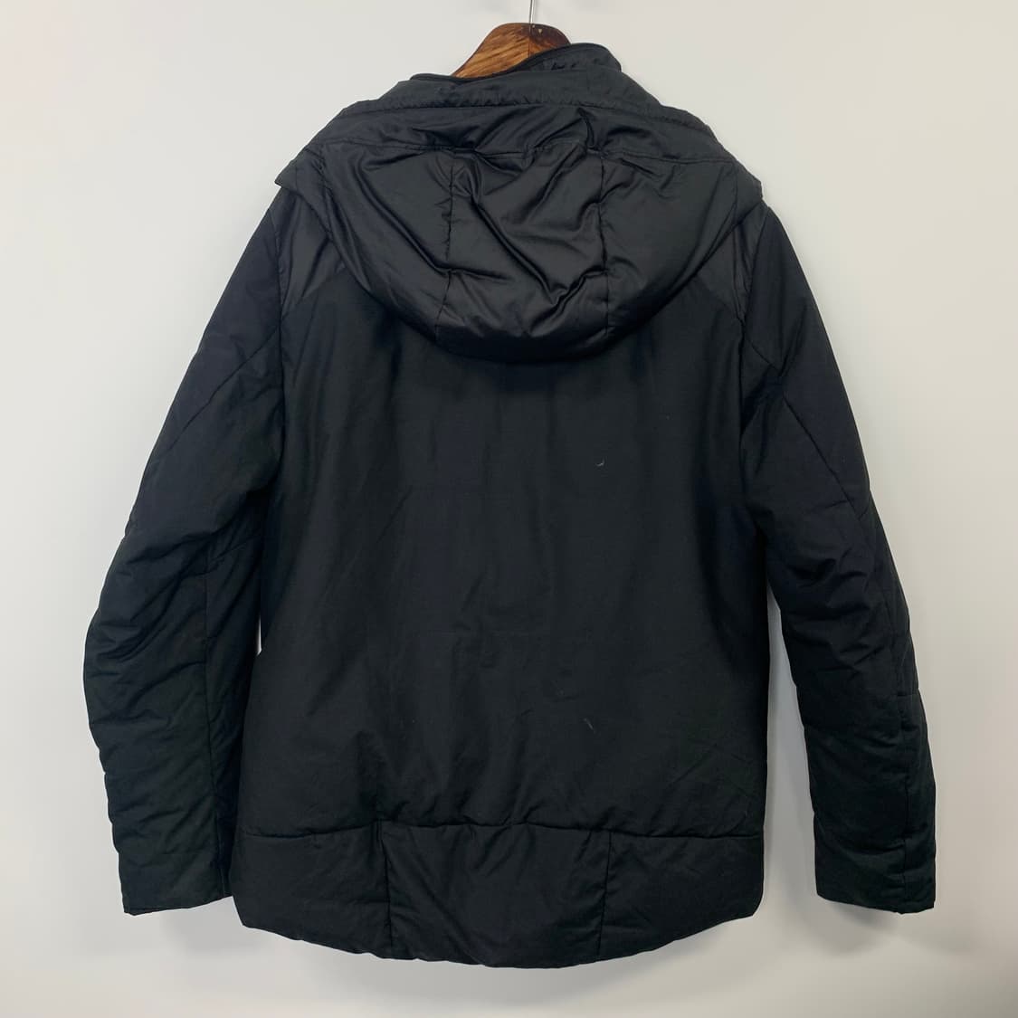 데상트 아우디 스위스 스키팀 덕다운 패딩 상품이미지3