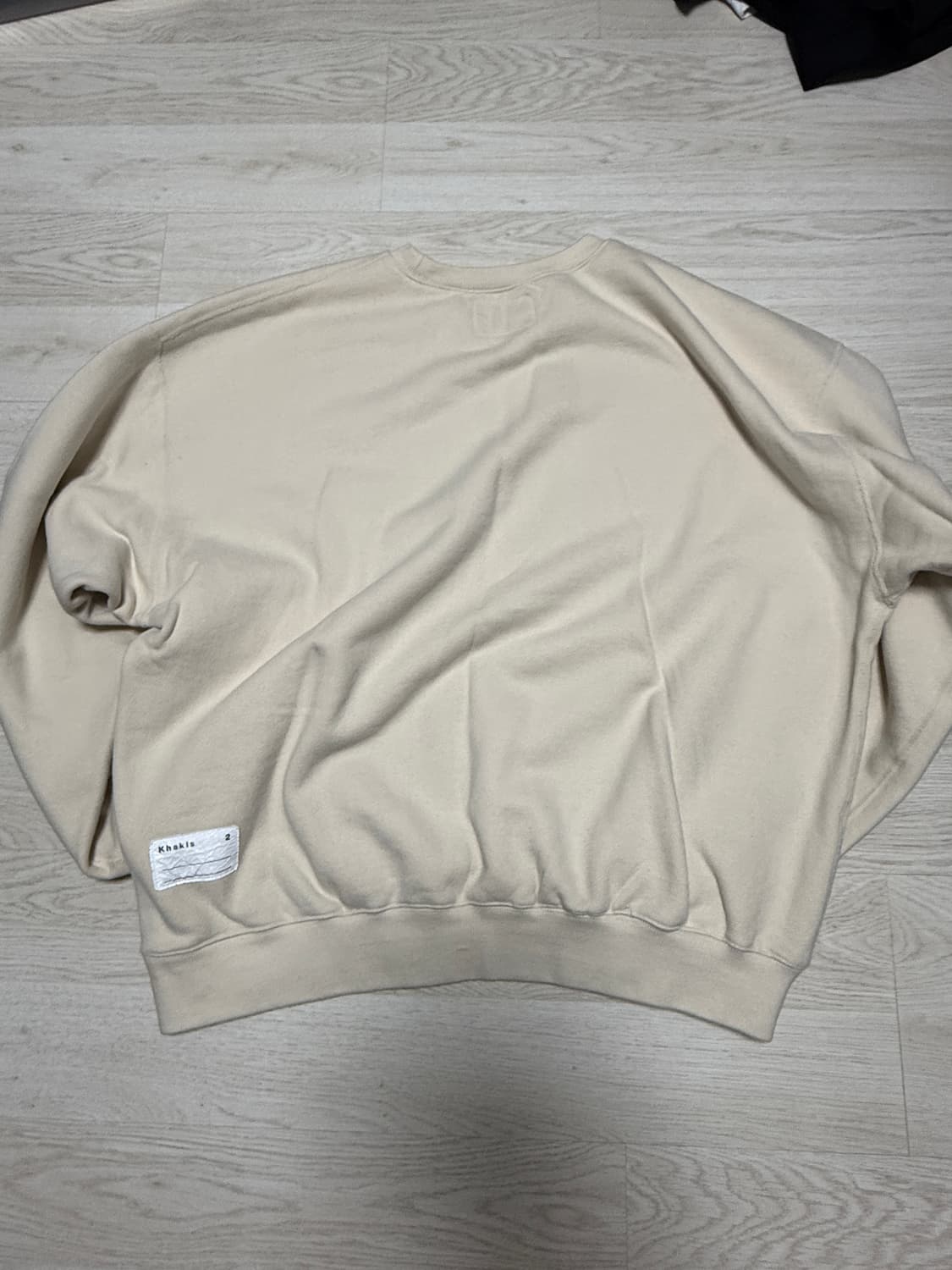 카키스 khakis 크림 스웻셔츠 상품이미지2