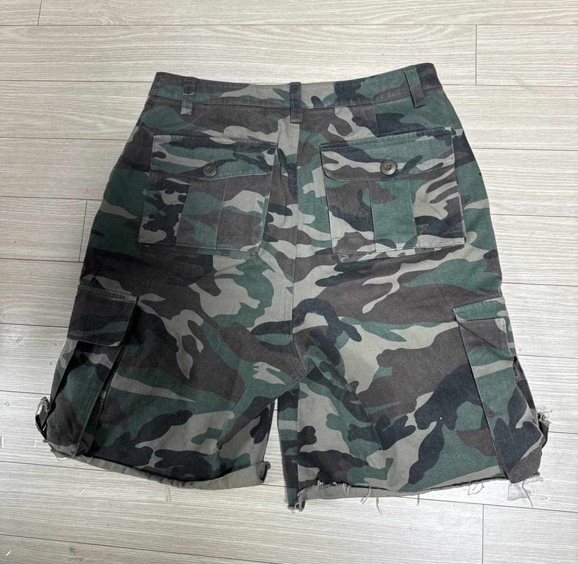 국내브랜드 KARBOOTS 카몰라주 숏팬츠 상품이미지3