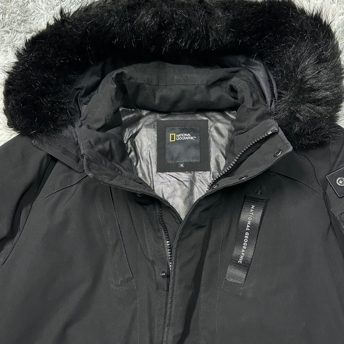 내셔널지오그래픽 타루가 RDS 숏다운 패딩 XL 상품이미지2