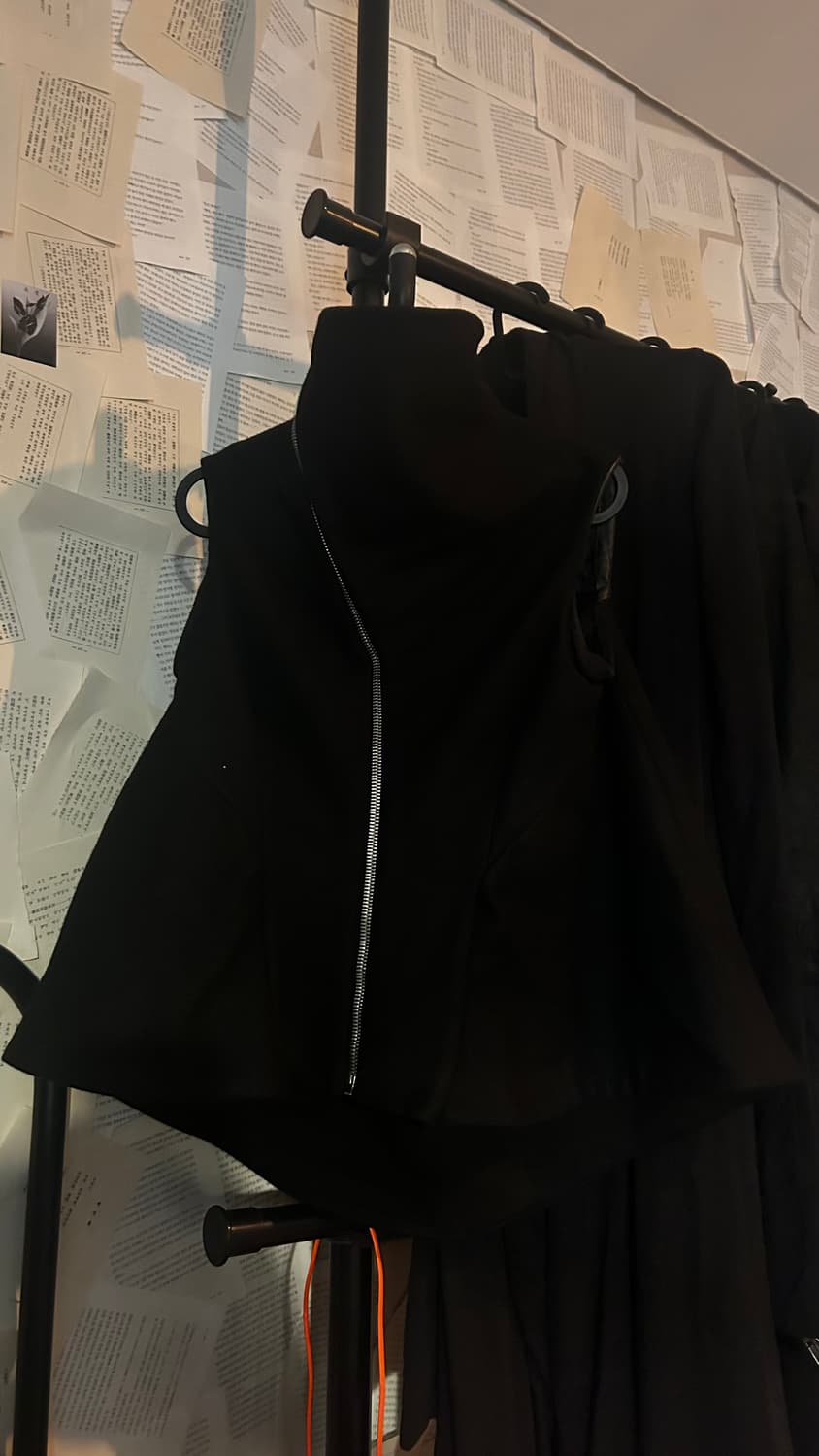 릭오웬스 드레이프 슬리브리스 가디건 상품이미지1