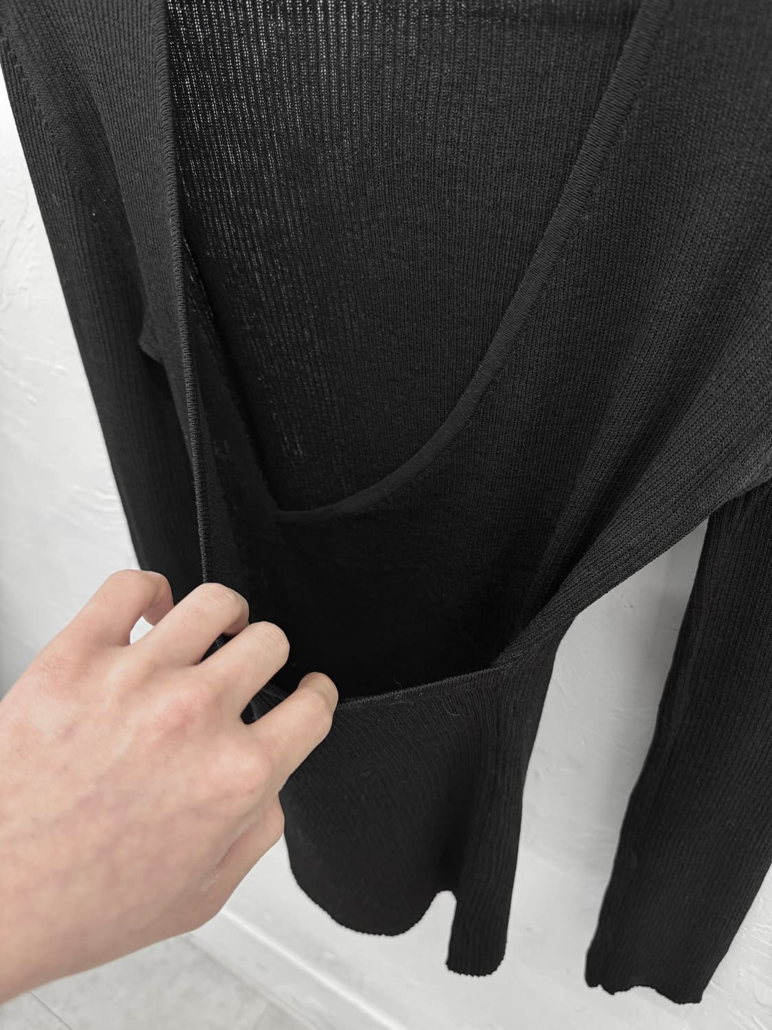 armani exchange 브이넥 랩 니트 상품이미지3