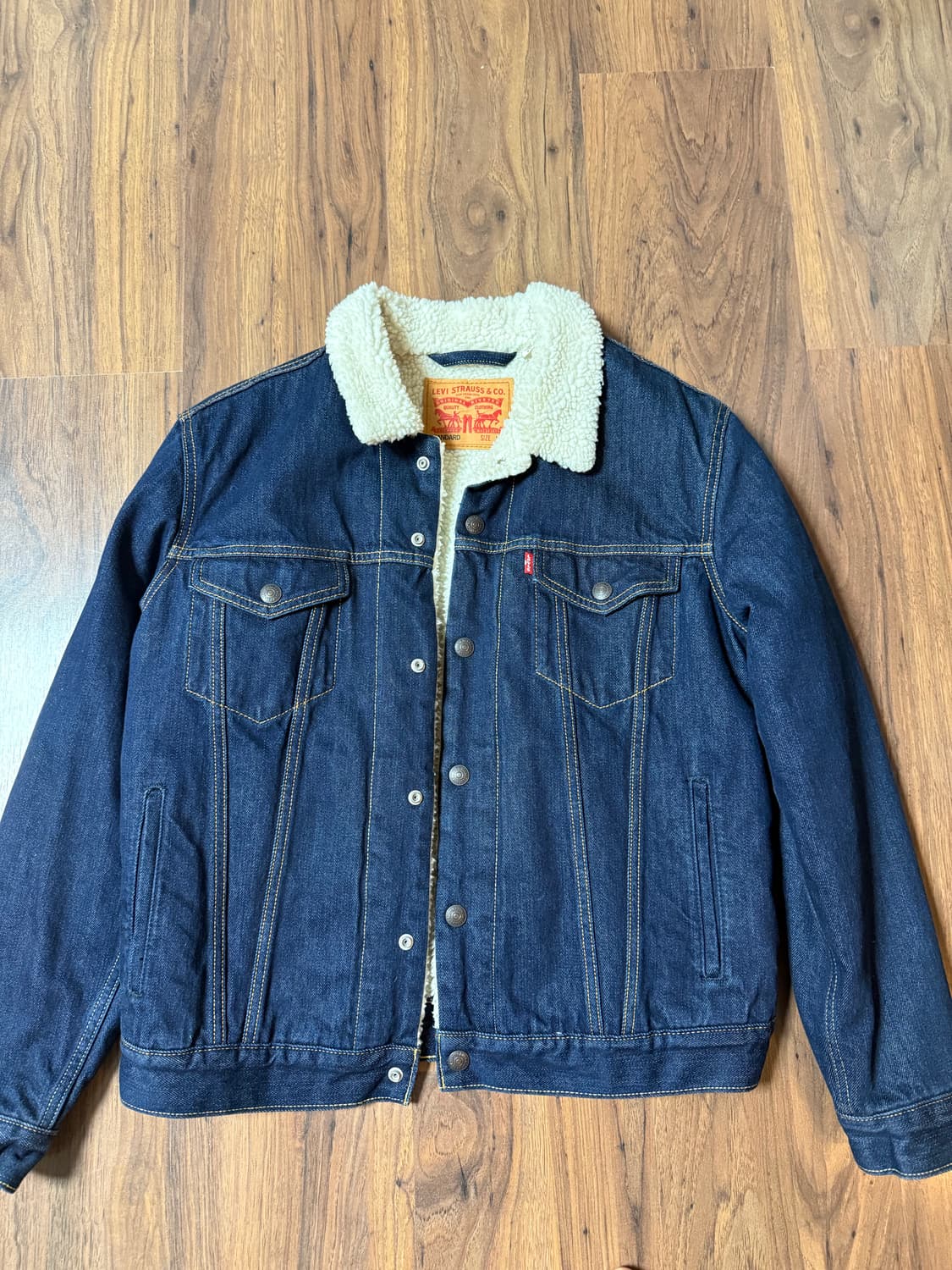 리바이스 셰르파 데님자켓 s사이즈 판매합니다 상품이미지1