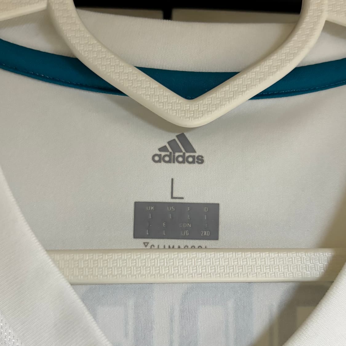 17-18 레알 마드리드 홈 챔스결승 모드리치 유니폼 상품이미지4