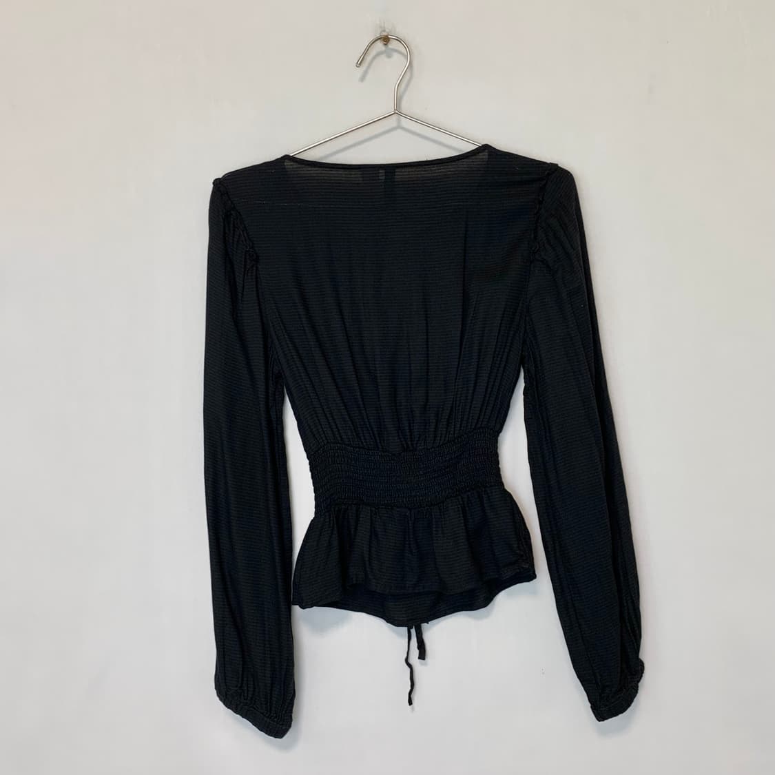 H&M 빈티지 코르셋 아일렛 디테일 긴팔 블라우스 블랙 32 상품이미지5