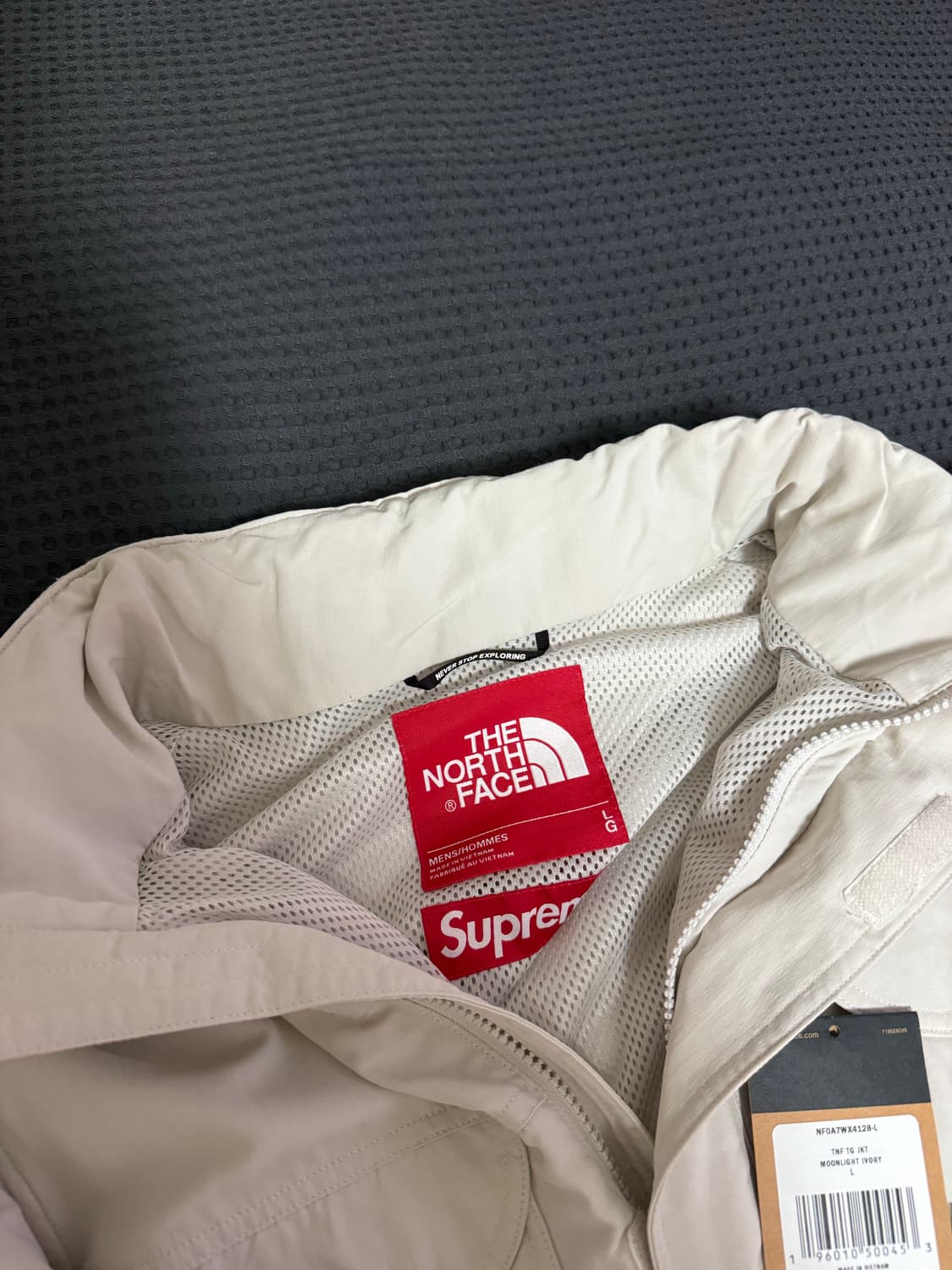 [L] 슈프림 노스페이스 컨버터블 트래킹자켓 아이보리 상품이미지4