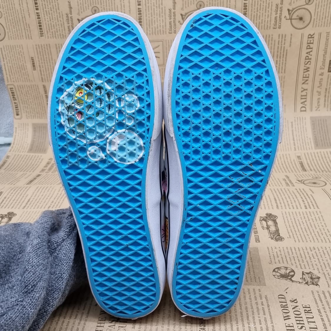 반스 어센틱스폰지밥  스니커즈290 상품이미지3