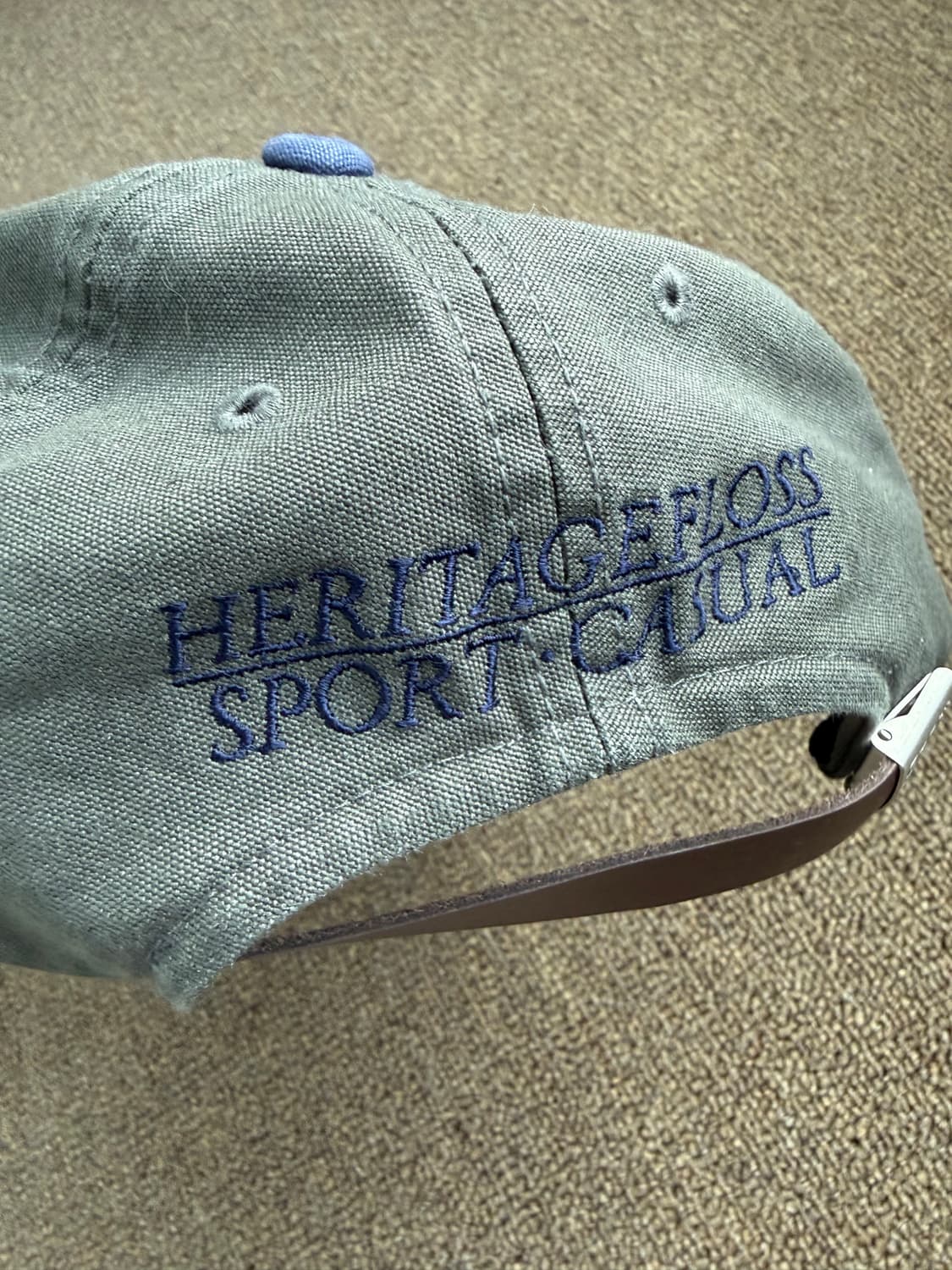 헤리티지플로스 6패널 캡 투톤 차콜네이비 컬러 사이즈 프리 상품이미지3