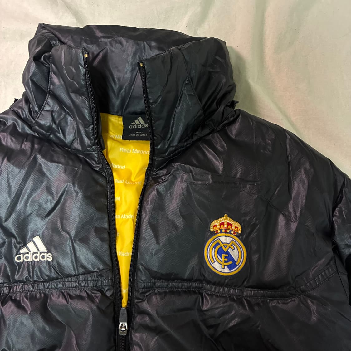 아디다스 레알마드리드 패딩 블랙 상품이미지3