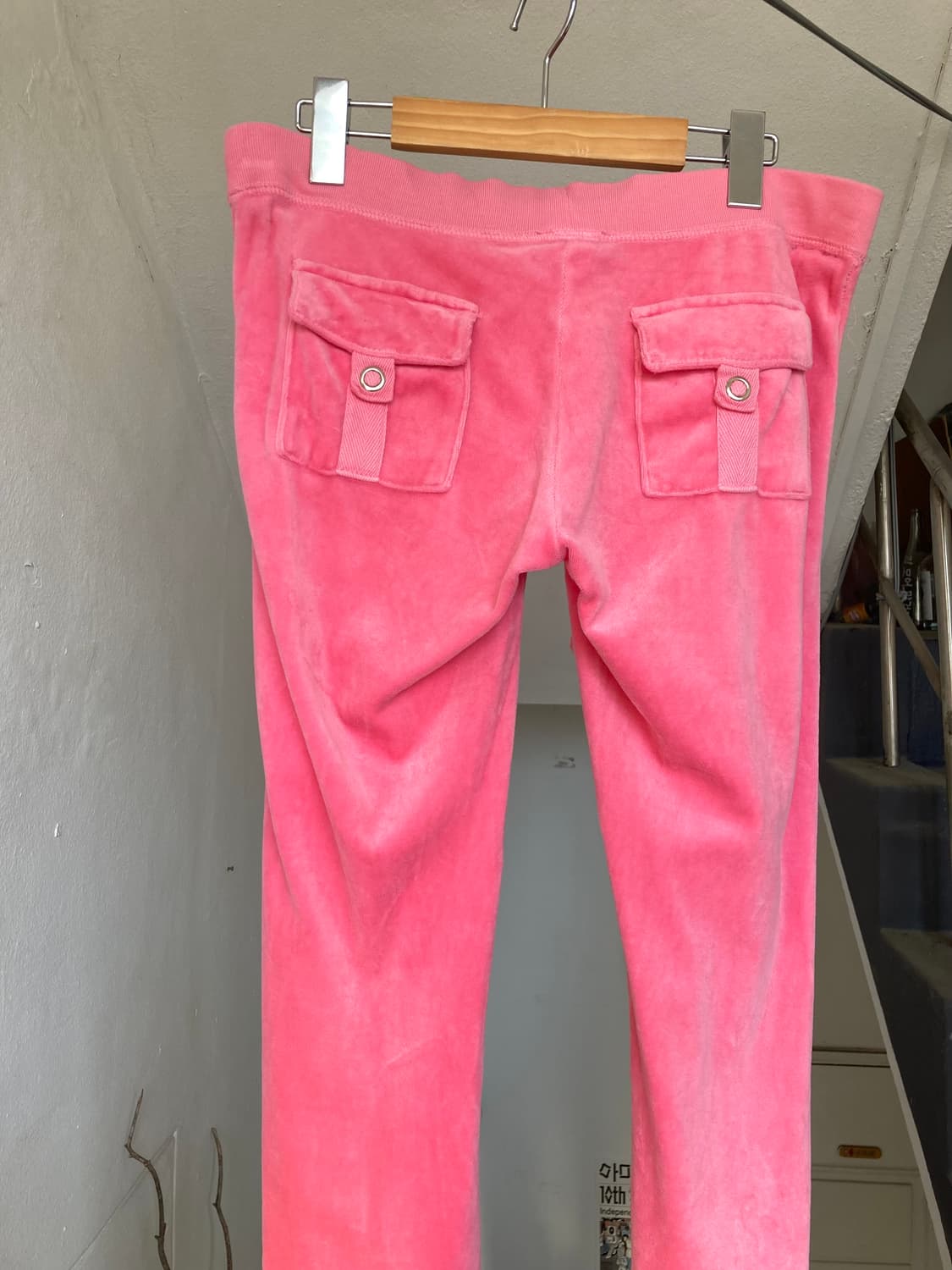 쥬시 꾸뛰르 벨벳 로우라이즈 부츠컷 팬츠 상품이미지6