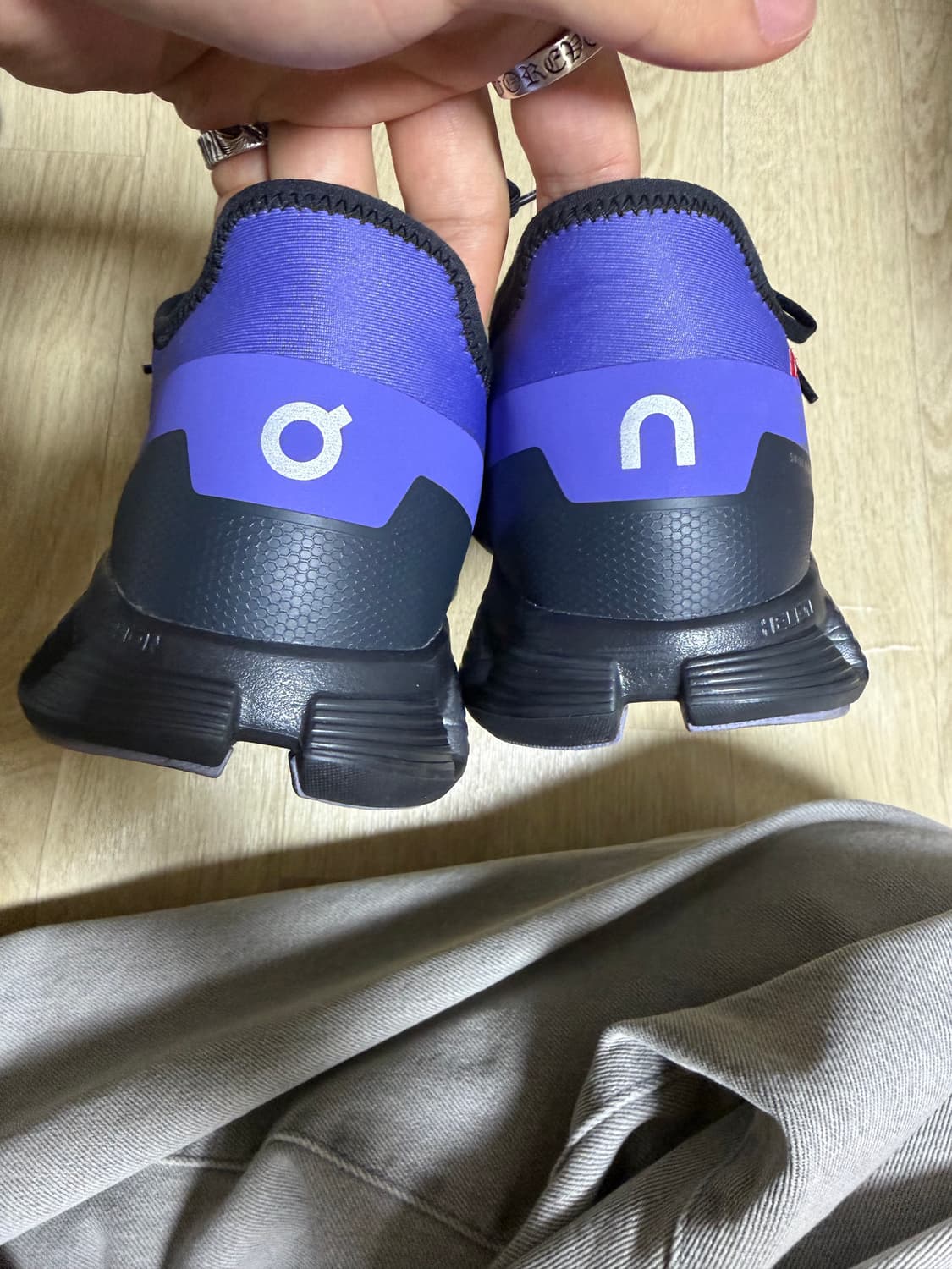 (판매글) 온 러닝 클라우드 X 3 AD 블루베리 45(290) 상품이미지8