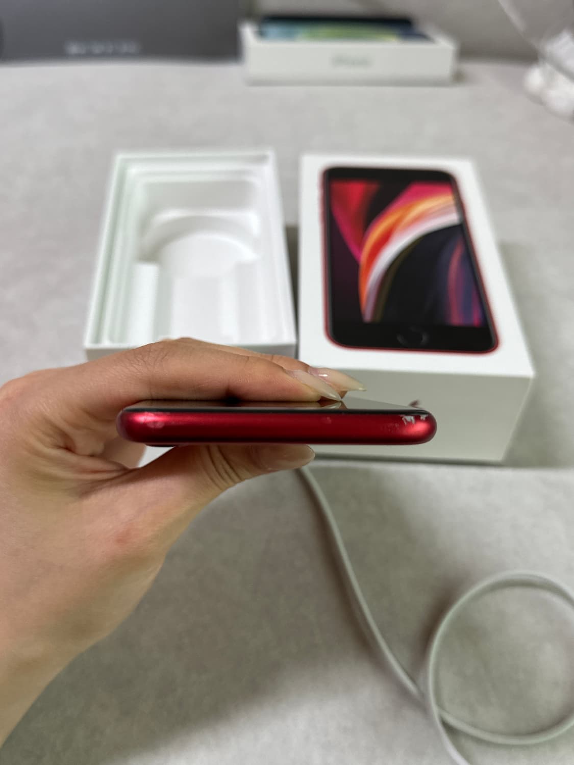 아이폰 se RED레드 128GB 상품이미지7