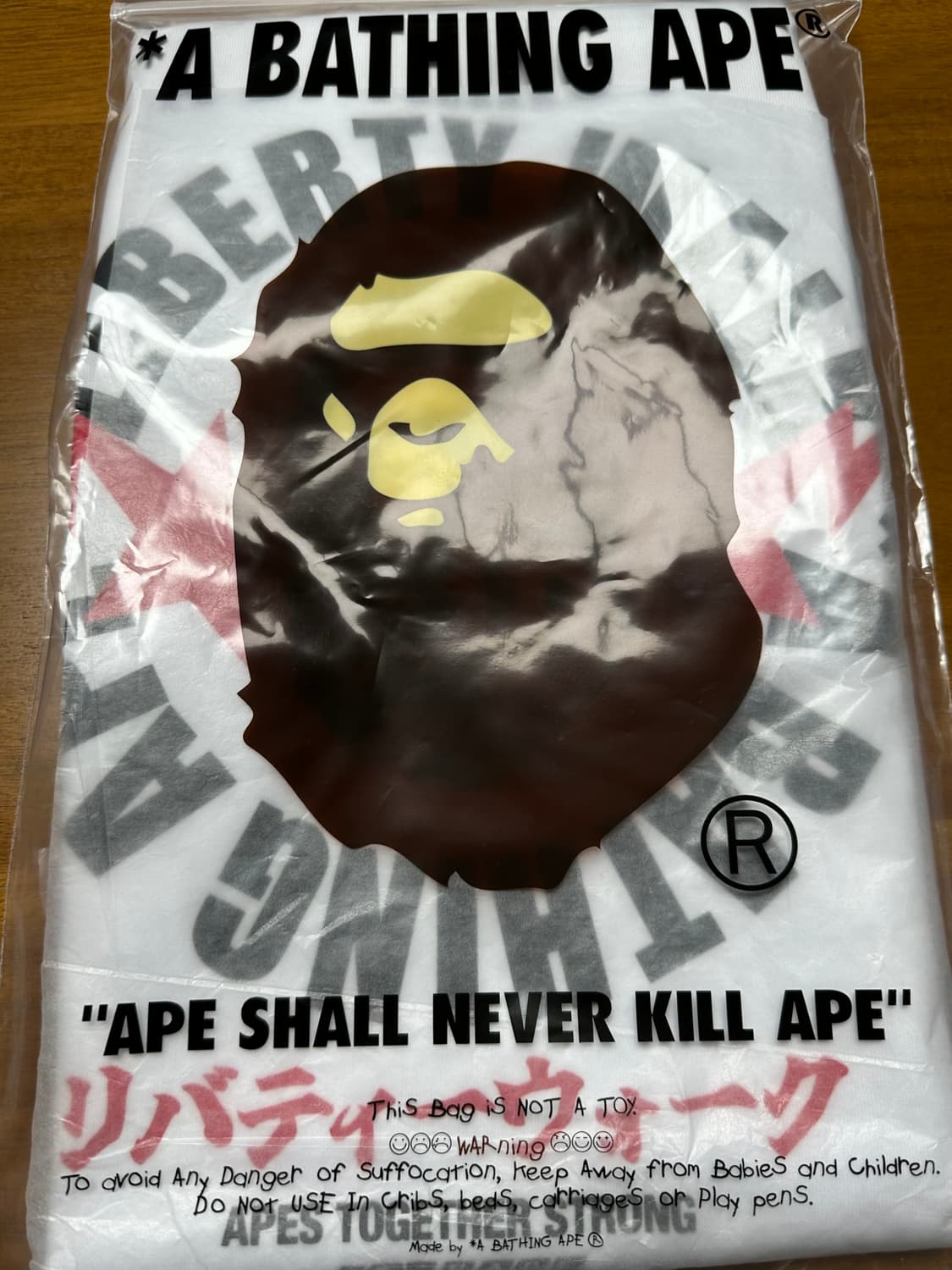 베이프 x 리버티워크 콜라보 반팔 티 (새 상품 풀 박스) 상품이미지2