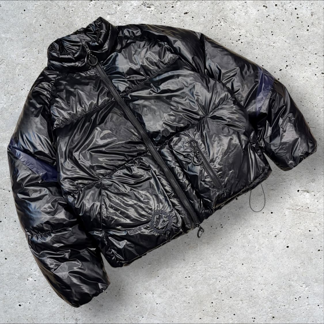 마뗑킴 블랙 유광 광택 패딩 점퍼 D230 상품이미지1