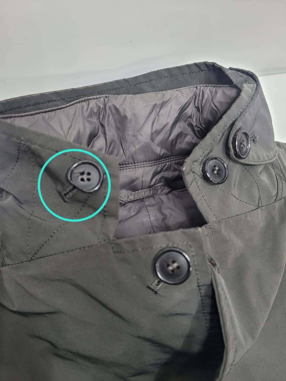 헤지스 J.J.ONE 콜라보 구스 다운 패딩 코트 / 남 105
 상품이미지6