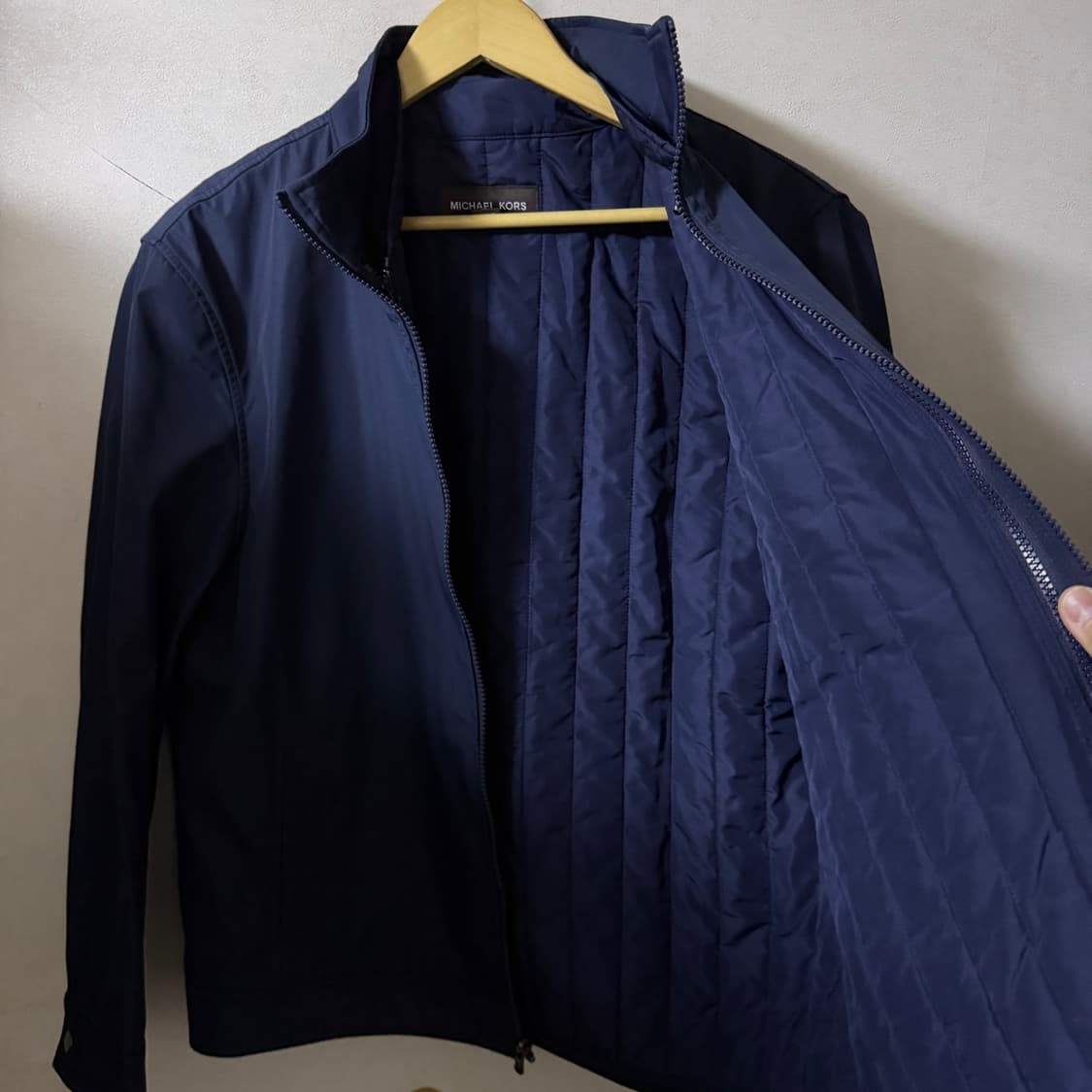 마이클코어스 남성 블루종 네이비 점퍼 L (남성 105정도) 상품이미지8