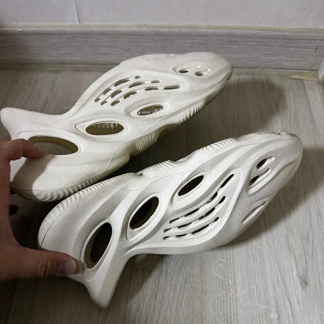 아디다스 이지 폼 러너 FY4567 (270) 상품이미지9