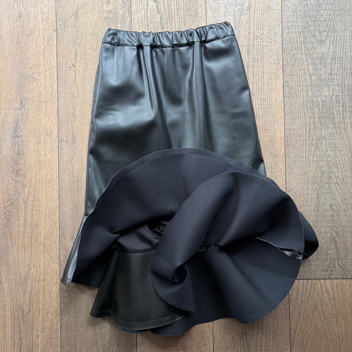 Synthetic Leather Layer Frill Skirt 상품이미지5