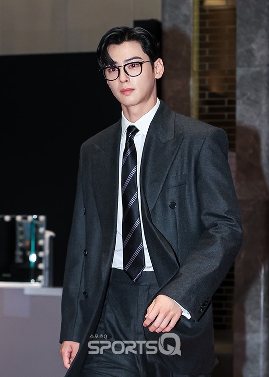 [차은우 착용] 생로랑 수트 풀셋 48사이즈 상품이미지2