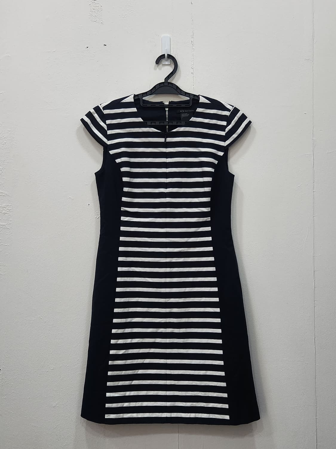[XS] 아르마니 익스체인지 스트라이프 캡소매 원피스 네이비 상품이미지1