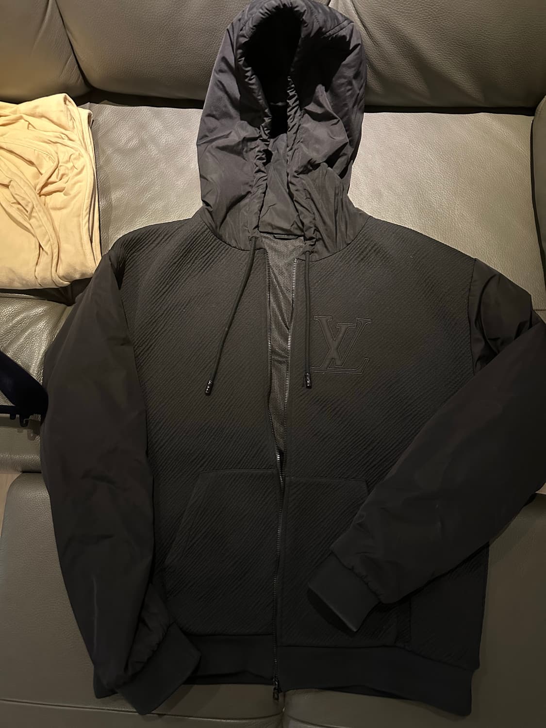 루이비통 에삐 후드 자켓(영수증 보유, 구매가 330) 상품이미지6