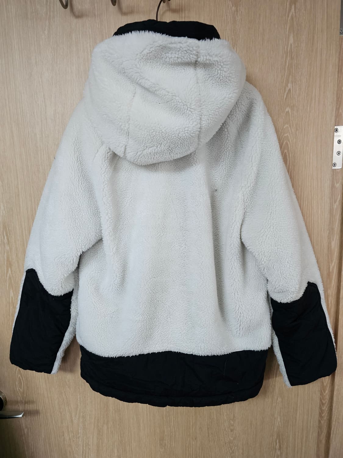 스노우피크 오리털충전 뽀글이 후드 상품이미지2