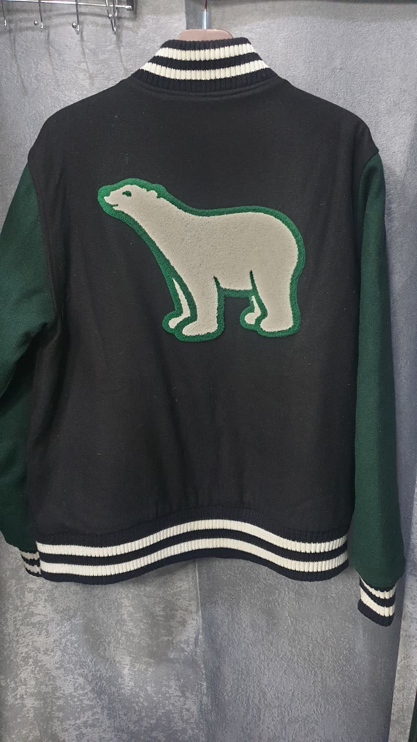 곰표 4XR 바시티 자켓 검/녹 상품이미지2