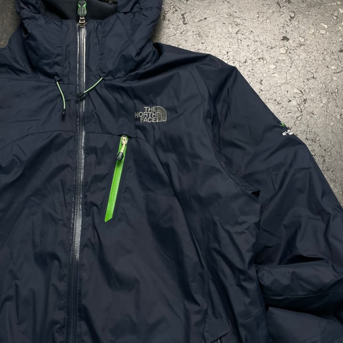 100 노스페이스 프리마로프 윈드스토퍼 자켓 상품이미지2