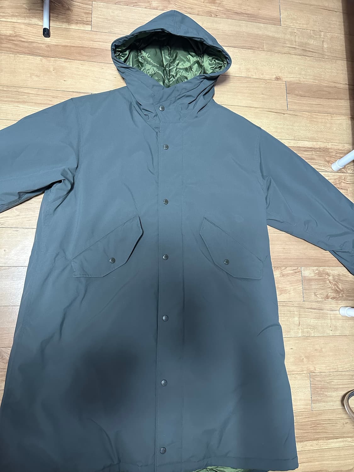 유니클로 엔지니어 가먼츠 후드코트 다크그린 L유니클로 엔지니어 가먼츠 후 상품이미지1