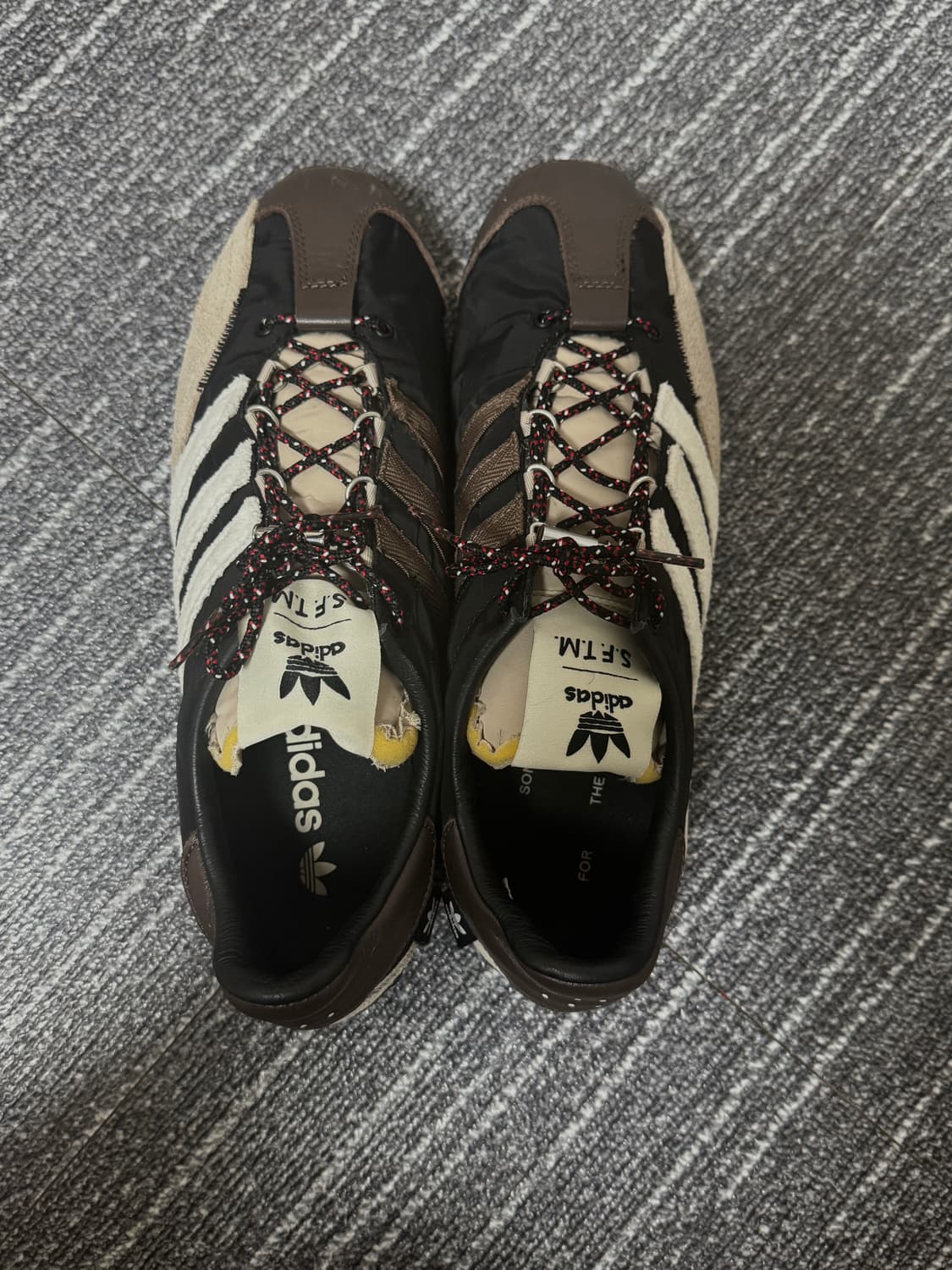 아디다스 송 포 더 뮤트 컨트리 OG (270) 상품이미지2