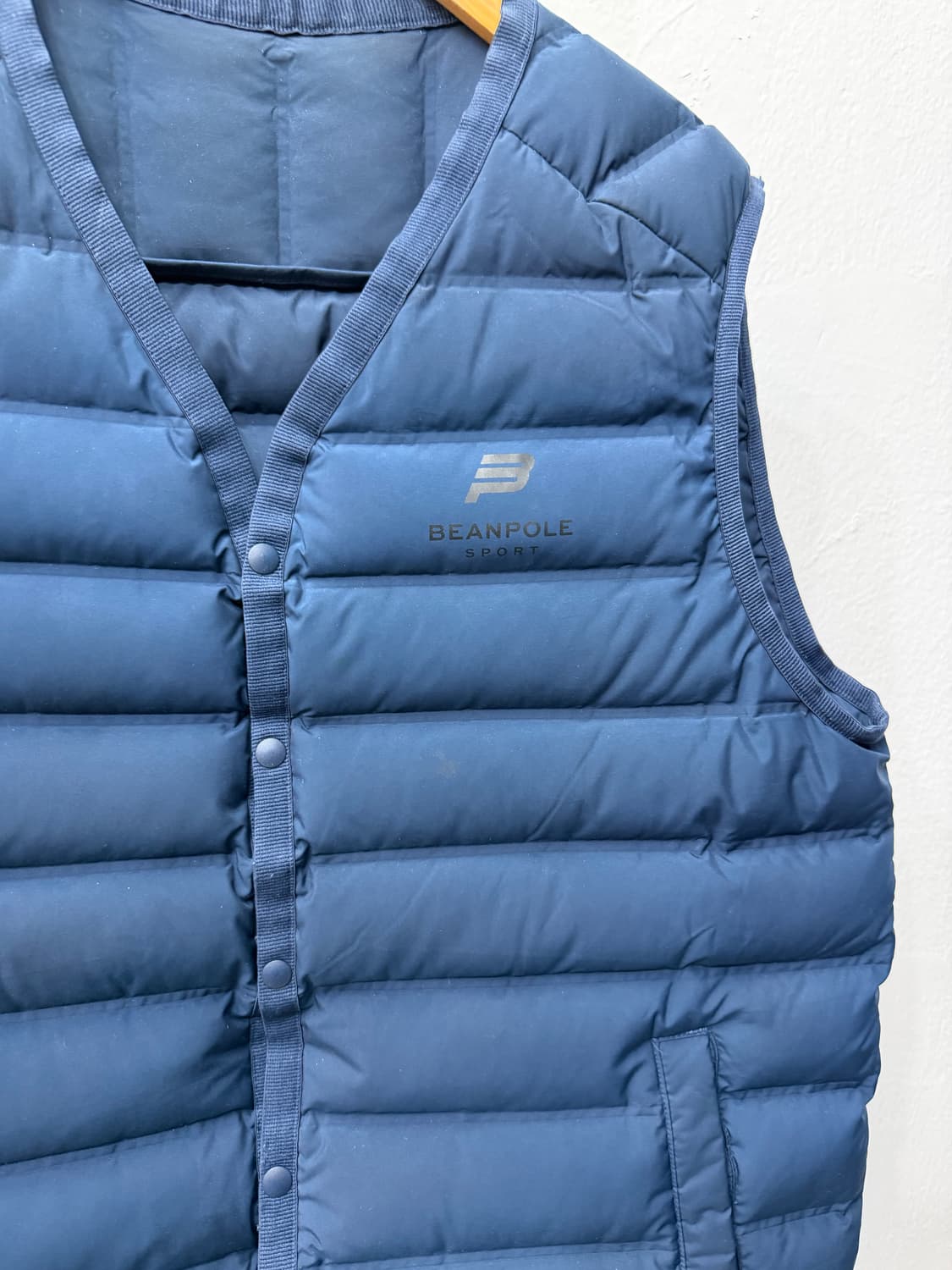 정품) 빈폴 남성 네이비 패딩 조끼 95 상품이미지4