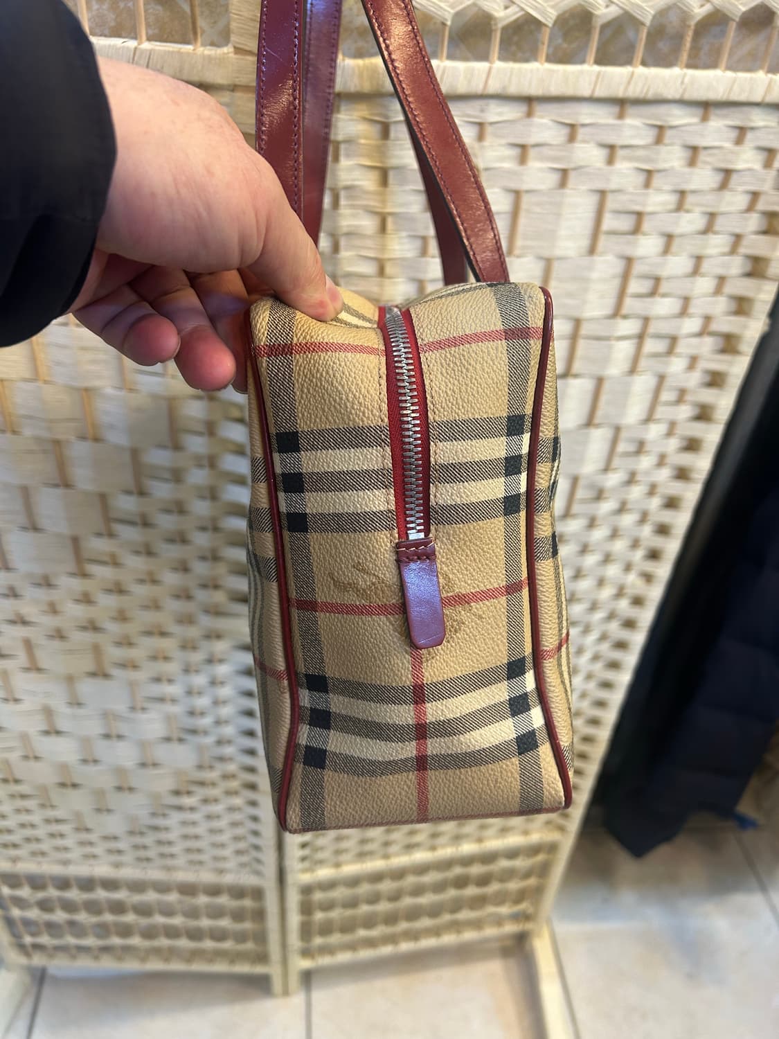 정품 버버리 노바체크 숄더백 팝니다 상품이미지4