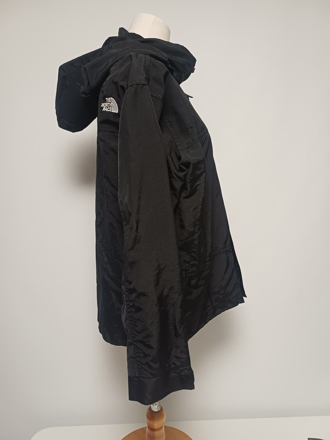 노스페이스 빈티지 팔 로고 바람막이 (여성 L / 남녀공용 S) 상품이미지2