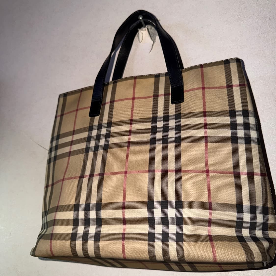 버버리 노바체크 PVC 토트백 상품이미지10