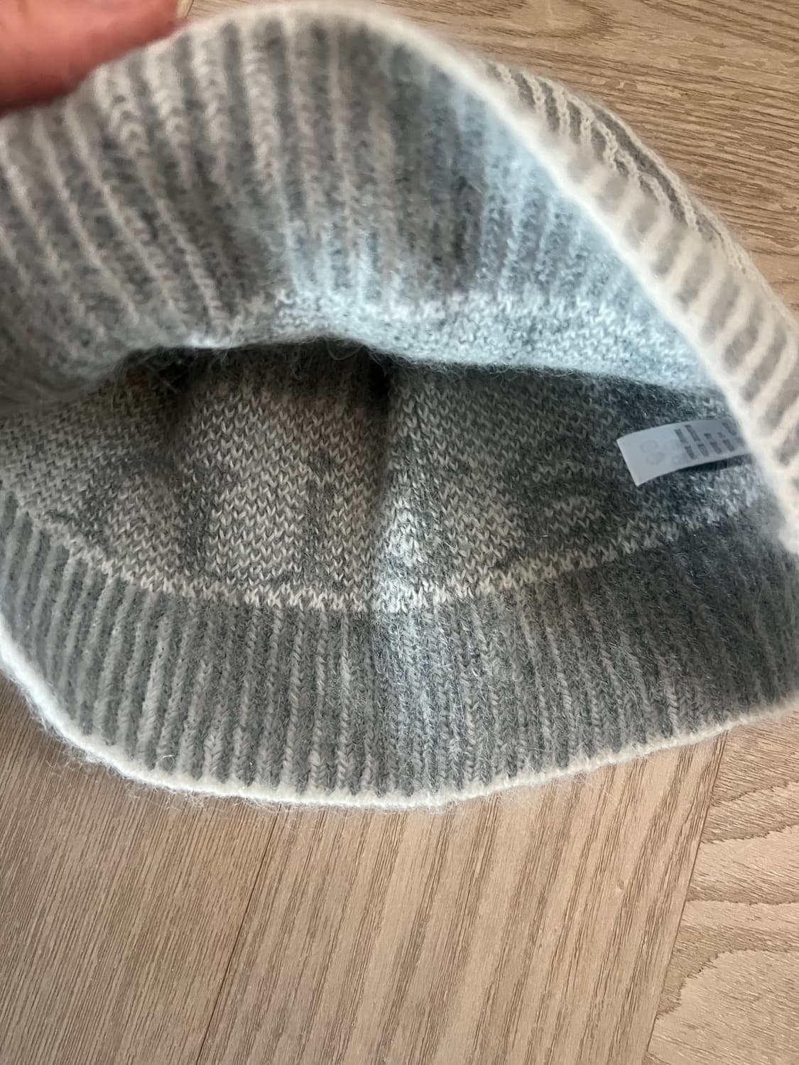 (W) 마뗑킴 마뗑 스트라이프 투톤 비니 화이트 상품이미지3