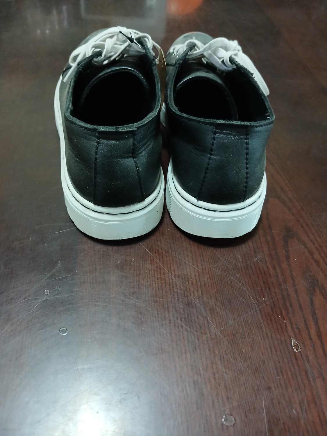 *닥터마틴 블랙 스니커즈 메탈 토캡 포인트 250 상품이미지4