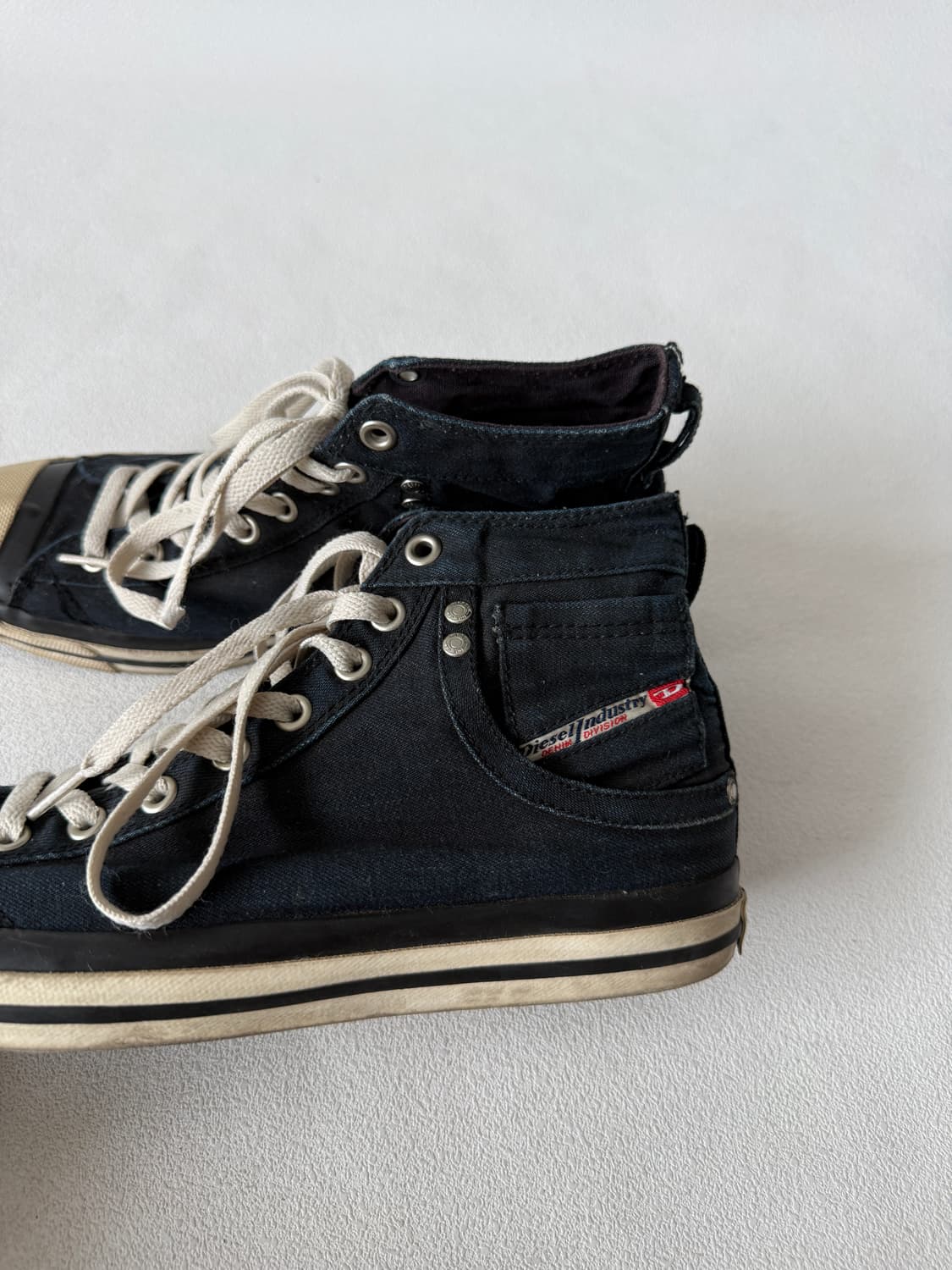 [280]디젤(DIESEL) 데님 하이 스니커즈 상품이미지5