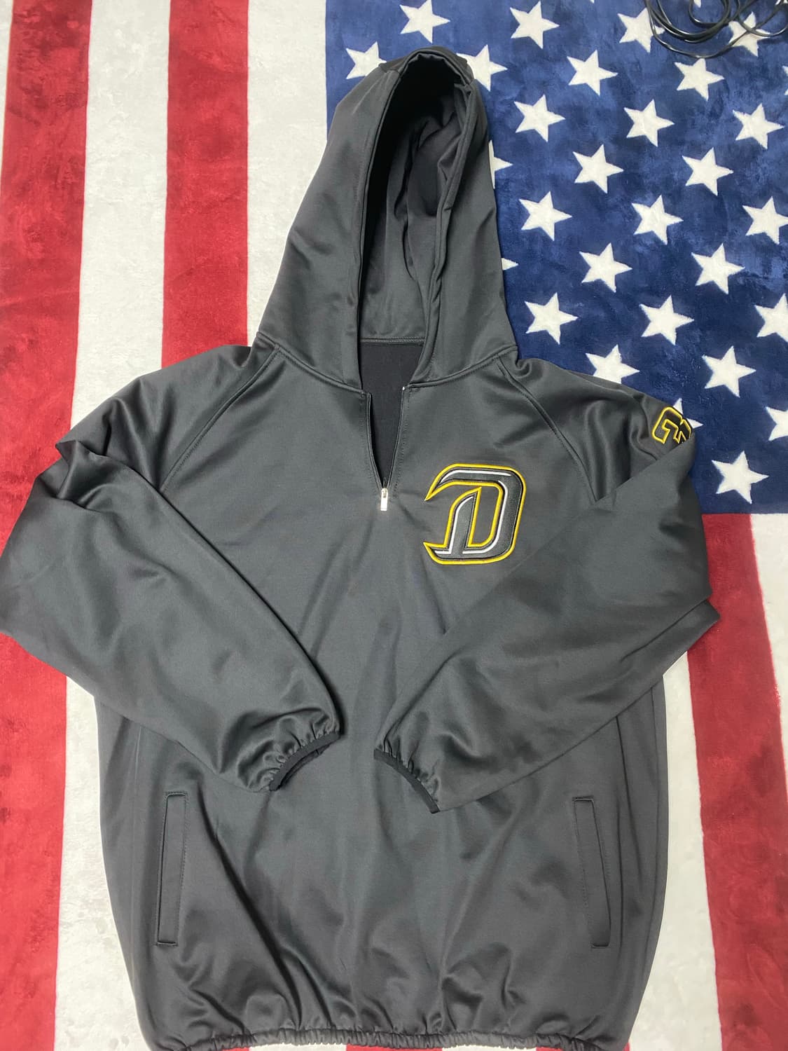 nc다이노스 선수용 후드집업 상품이미지1