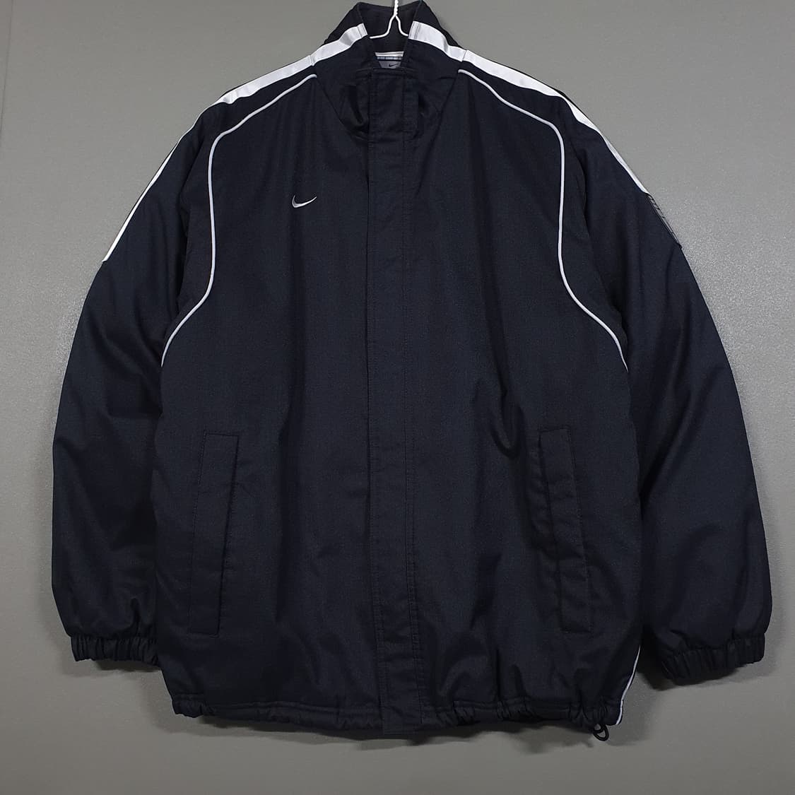 실측 XL) 나이키 00s 올드스쿨 스우시 파이핑 누빔 점퍼 자켓 블랙 상품이미지1