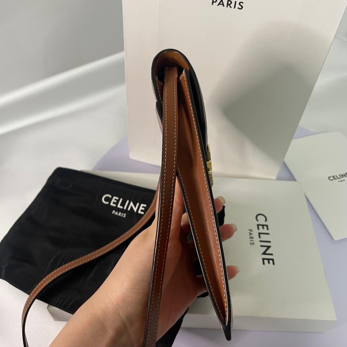 [S급] 셀린느 트리오페 버티컬 폰 파우치 미니 크로스백 상품이미지6