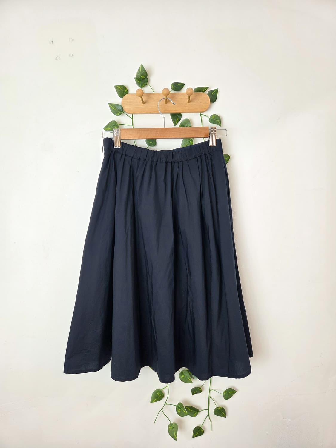 네이비 미디 스커트 상품이미지5