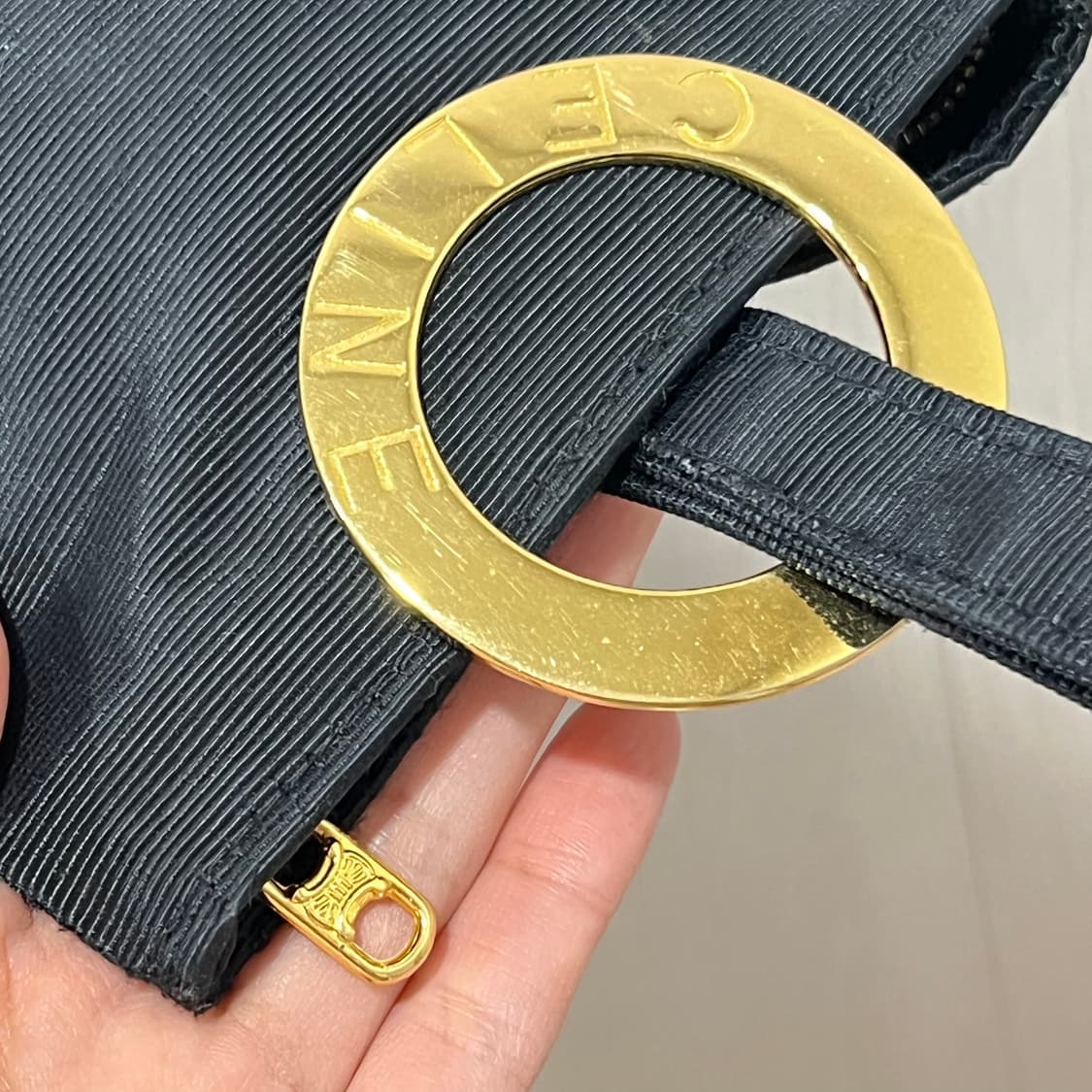 셀린느 미니 링 파우치 토트 상품이미지6