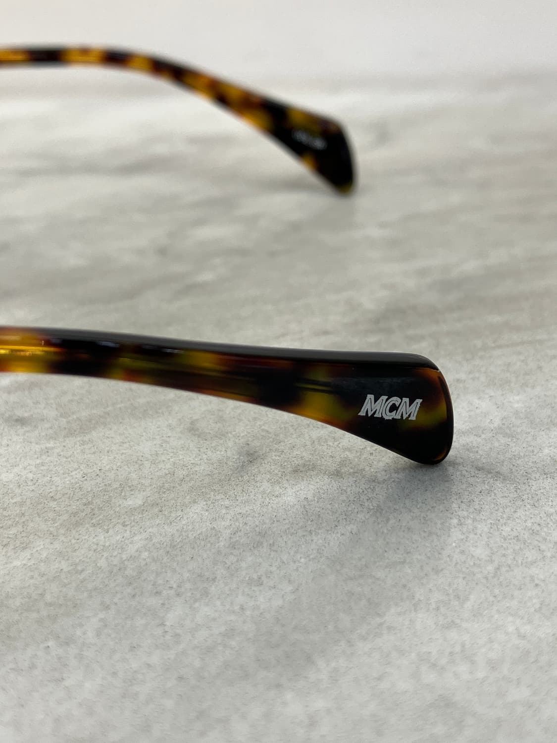 엠씨엠 MCM 엔틱 골드 레오파드 반무테 메탈 안경 상품이미지8